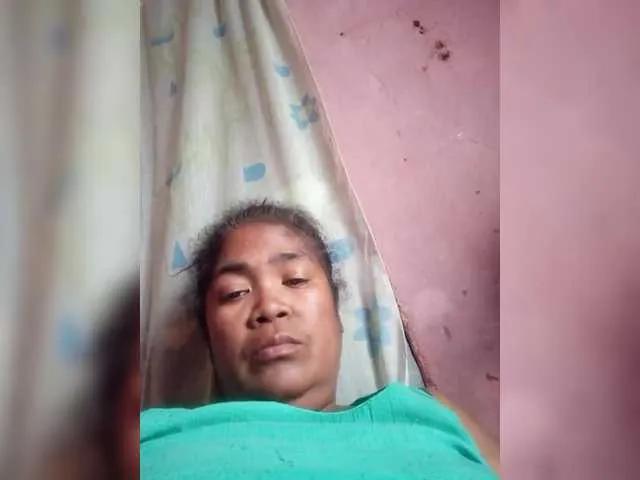 Offline Aiiina on BongaCams