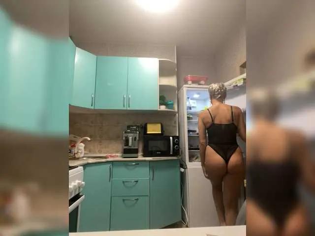 Freechat Alenaa on BongaCams