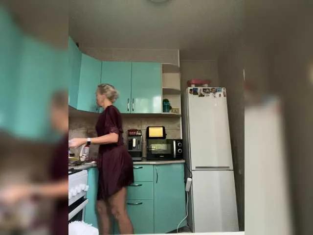 Freechat Alenaa on BongaCams