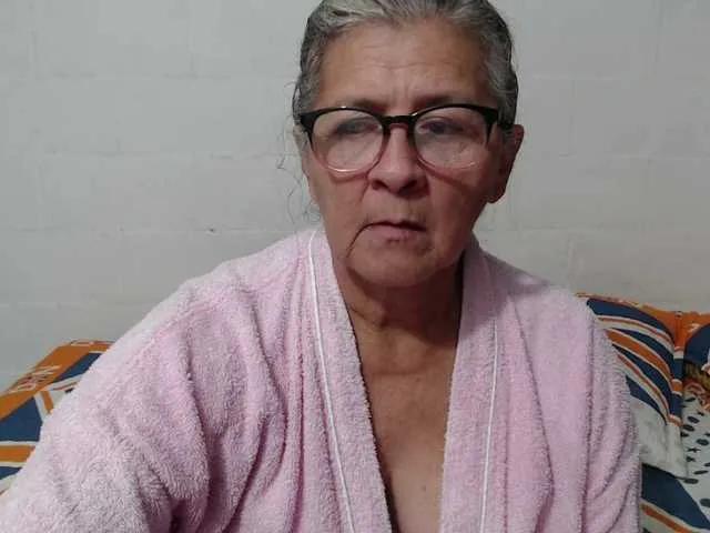 Freechat candy-mature on BongaCams