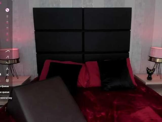 Offline DollyConnor on BongaCams