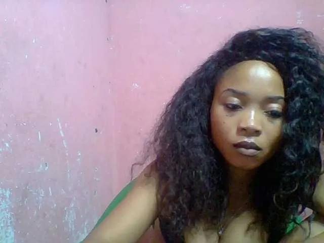 Offline Estelahh on BongaCams