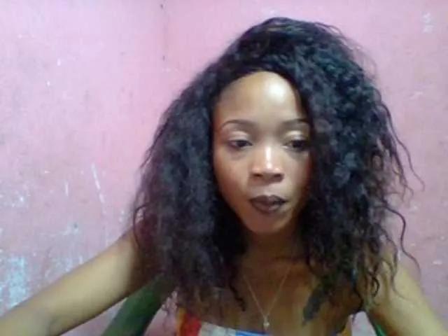 Offline Estelahh on BongaCams