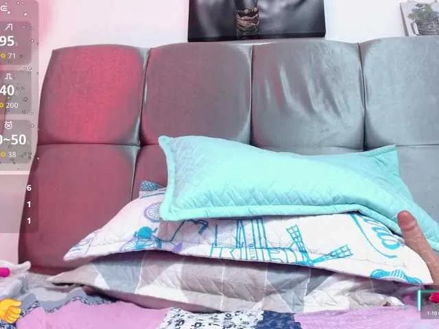 Offline Hanna-wish on BongaCams