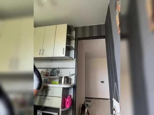 Offline hothoneybabe on BongaCams