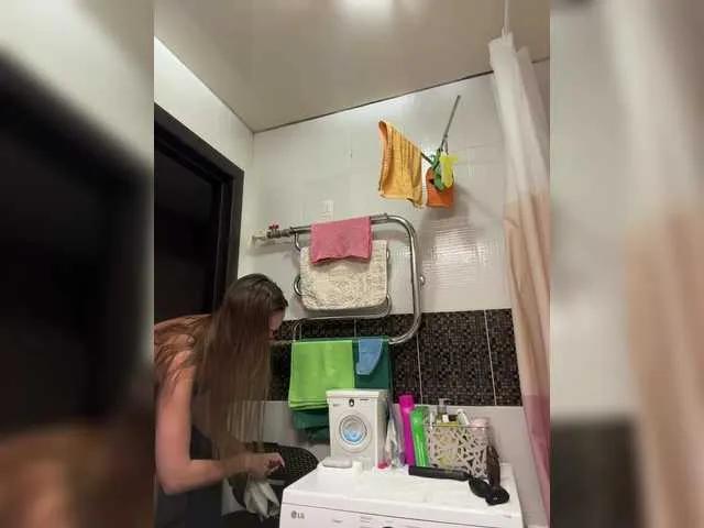 Offline hothoneybabe on BongaCams