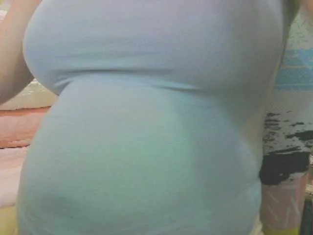 KeepmepregO model from BongaCams