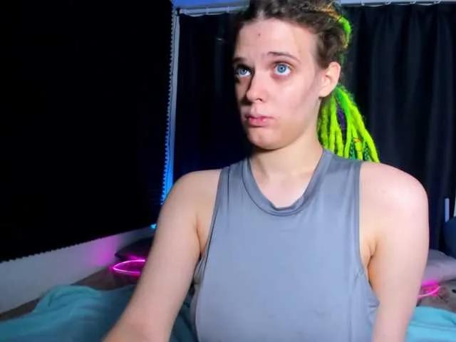 KIKIKrash on BongaCams 