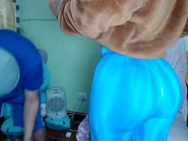 Offline Latin-caliente on BongaCams