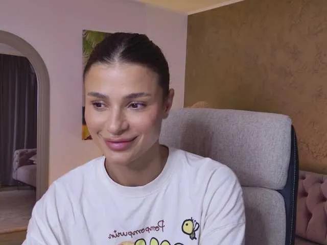 Freechat LennaGodess on BongaCams