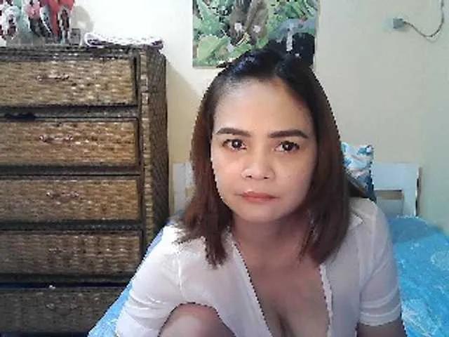 Offline lilymaepinay on BongaCams