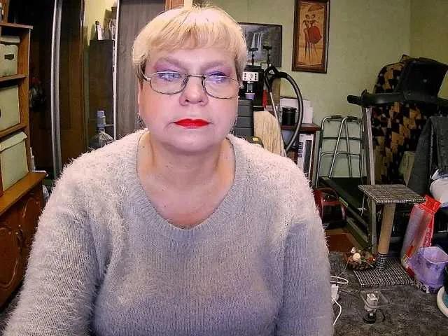 Offline LOLA88888 on BongaCams