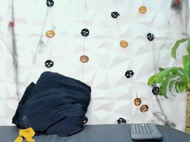 Offline MarieMyller on BongaCams