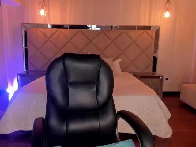 Freechat MorganHicks on BongaCams