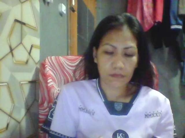 Offline Rarra on BongaCams