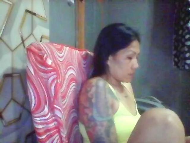 Offline Rarra on BongaCams