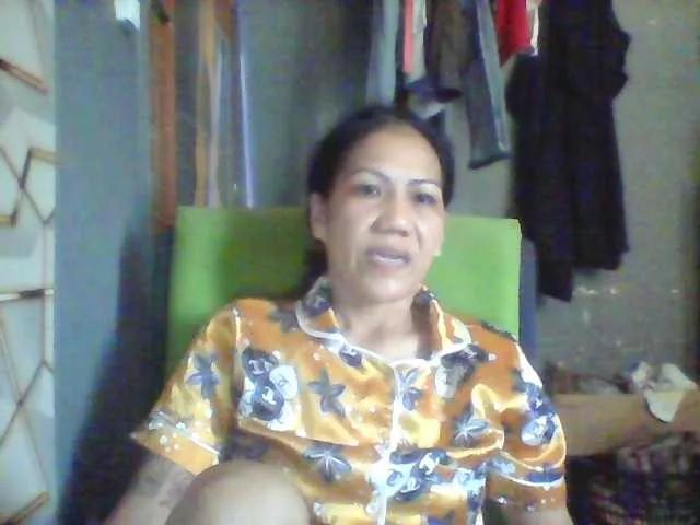 Offline Rarra on BongaCams