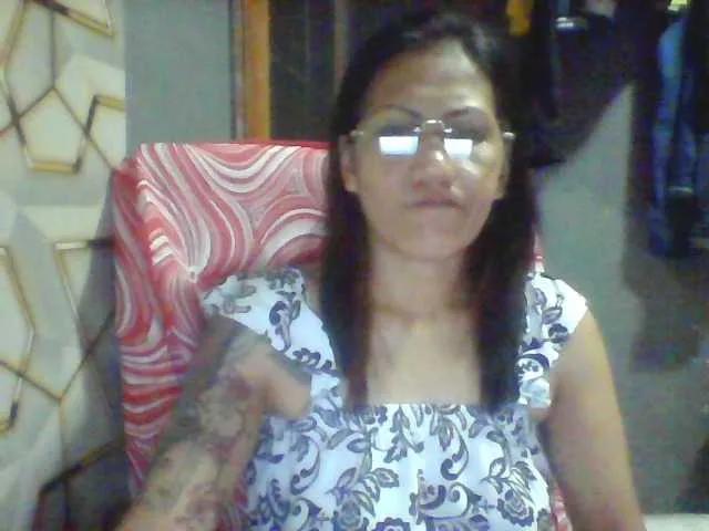 Offline Rarra on BongaCams