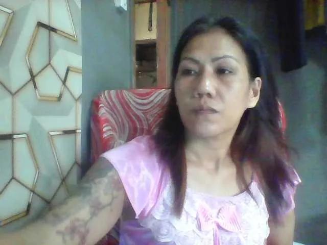 Offline Rarra on BongaCams