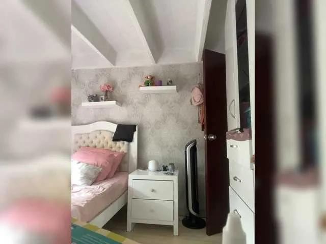 SallyeLeins on BongaCams 