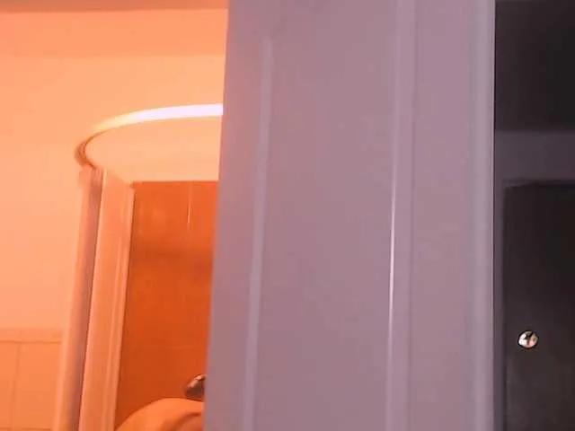 Freechat Simyhvn on BongaCams