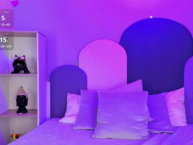 Offline TaraCarson on BongaCams