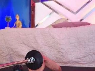 Offline lady-brownn on CamSoda