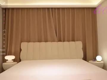 Group _lillilly_ on Chaturbate