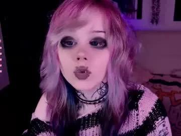 Freechat _lollyshy_ on Chaturbate