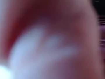 Freechat _toofunnysluts_ on Chaturbate