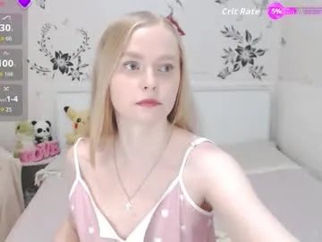 alice_d0ll on Chaturbate