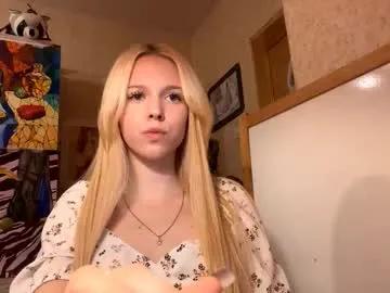 Freechat allegralenherr on Chaturbate