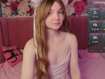 Freechat animealica on Chaturbate