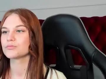 Freechat ariawell on Chaturbate