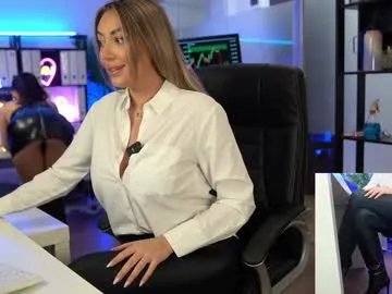 babesgowild on Chaturbate