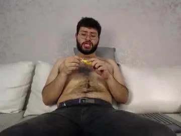 blake_gray_ — Full Naked [100 tokens left] #chubby #gay #bigass #hairy #feet