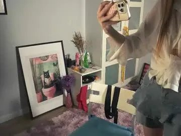 Freechat blissence on Chaturbate