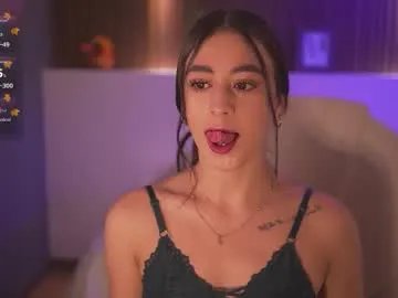 Freechat camila_martinez9 on Chaturbate