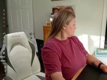 Freechat curiouscouple3143 on Chaturbate