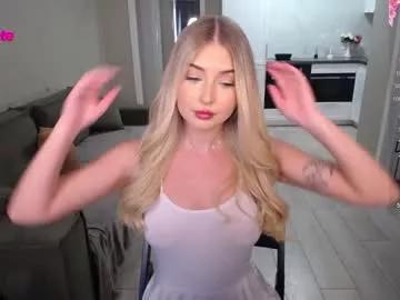 cute18cute on Chaturbate