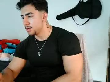 dantevicius — #bigass #bigcock #young #bodybuilding #muscles #toyshow #oil show  Meta: dejar que la imaginacin haga el resto  [995 tokens remaining]