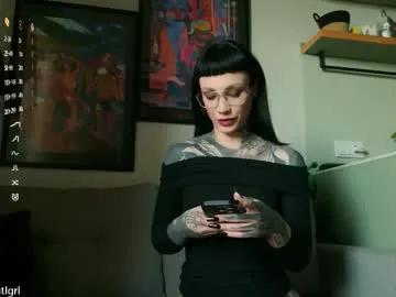 Freechat dgtlgrl on Chaturbate