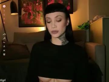 Freechat dgtlgrl on Chaturbate