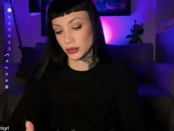 Freechat dgtlgrl on Chaturbate