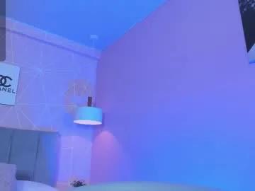 dolly_zoe on Chaturbate