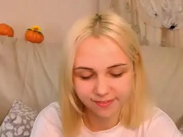 Freechat elenamonroee on Chaturbate
