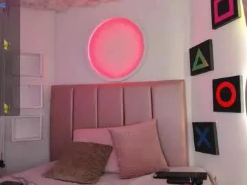 Freechat evaa_jones1 on Chaturbate