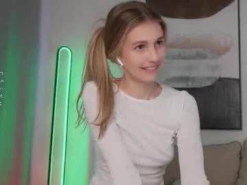 fluffy_angel on Chaturbate