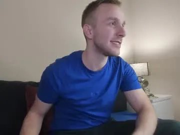 Freechat guy_charming on Chaturbate