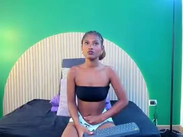 Freechat halleylorens on Chaturbate